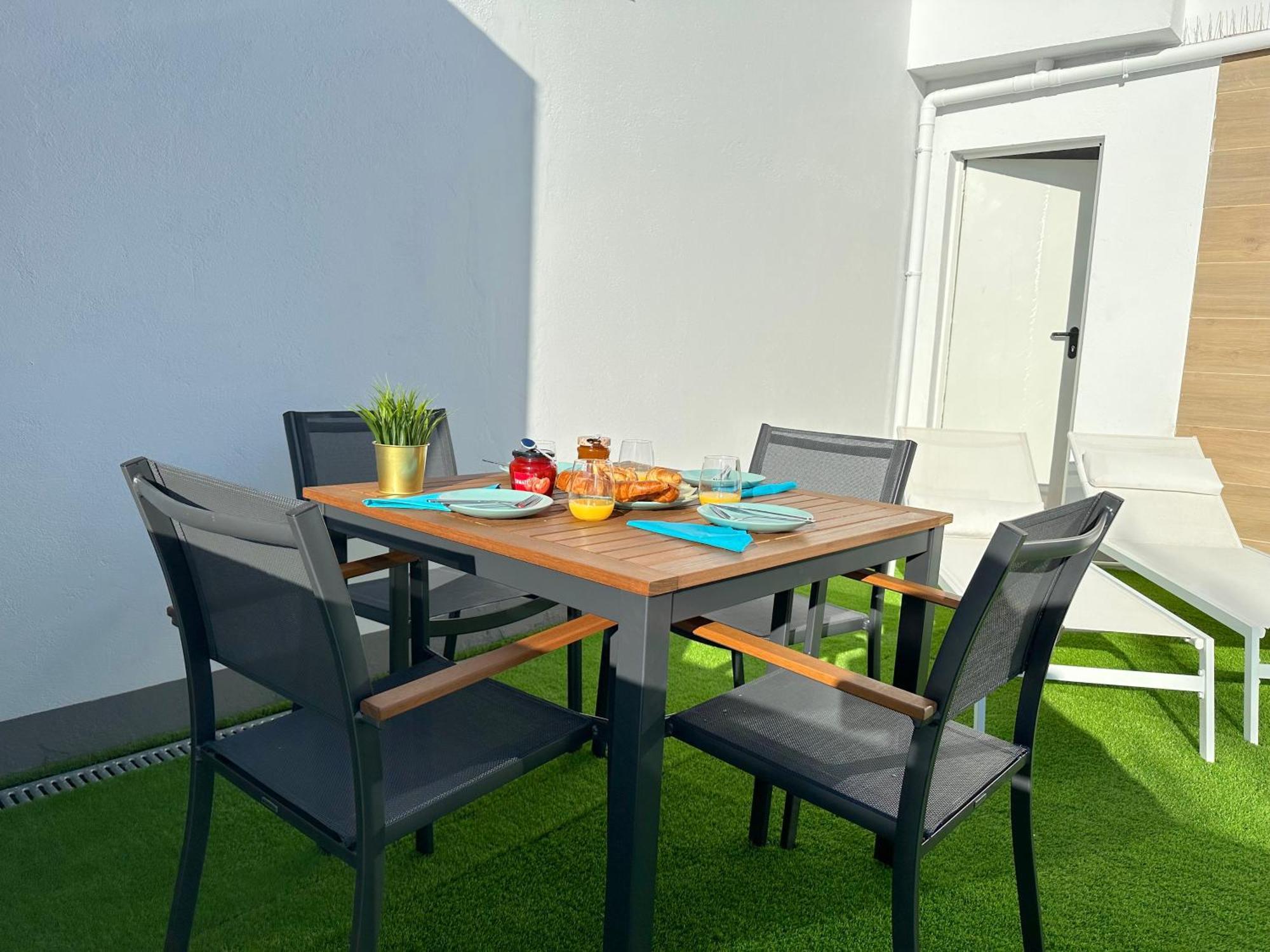 Castillo del Romeral Suites Verano Azul מראה חיצוני תמונה