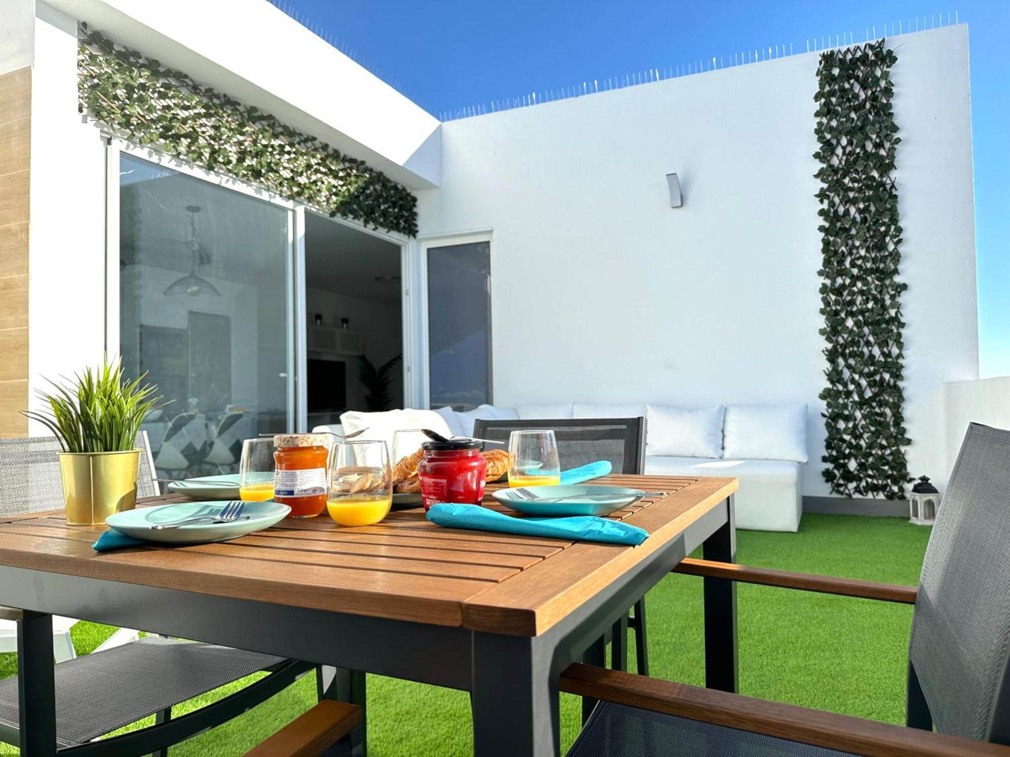 Castillo del Romeral Suites Verano Azul מראה חיצוני תמונה